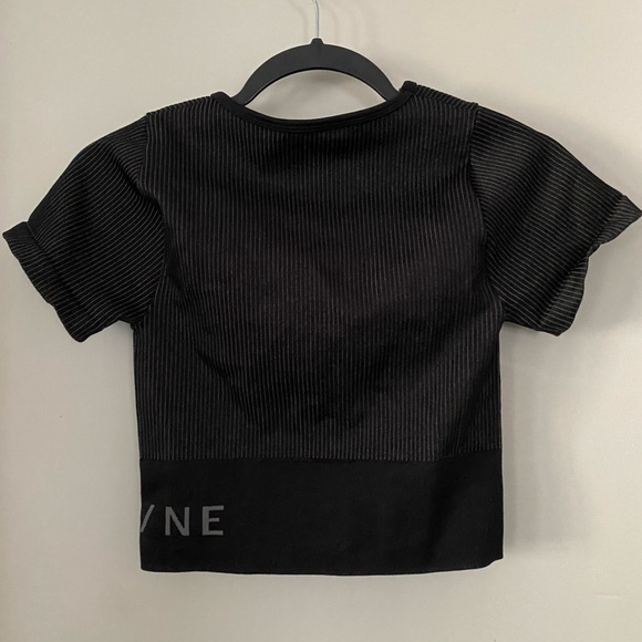 Aerie Offline Black Workout Top Medium - Picture 2 of 6